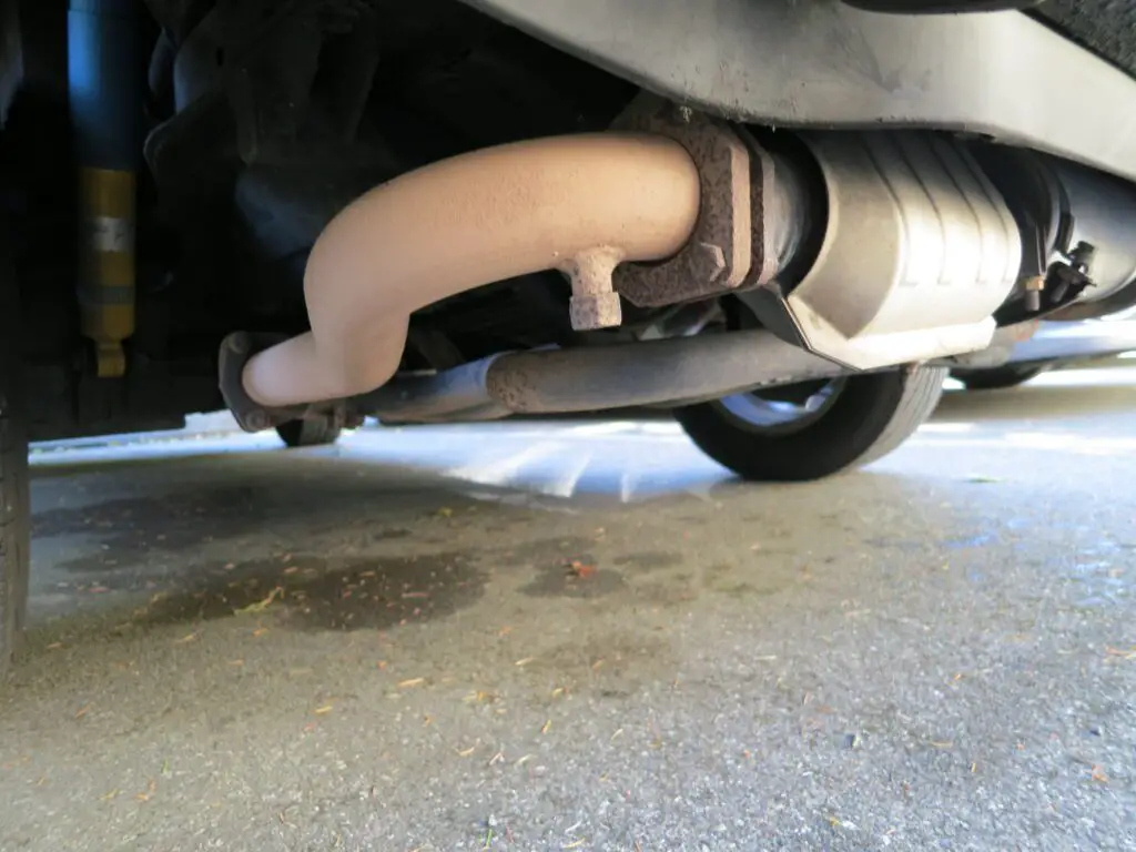 new catalytic converter smell